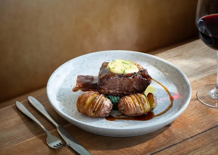 Top-Rated Newquay Holiday Hotels for Your Cornwall Escape