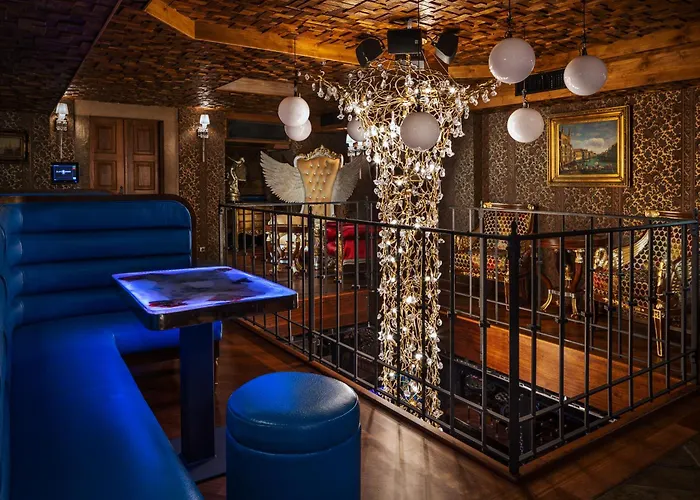 Top Last Minute Hotels in Prague's Historic Center