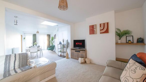 Discover the Best Airport Hotels in Bristol with Free Parking