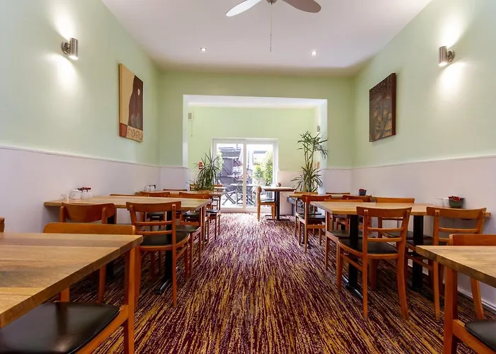 Top Blackpool Hotels Close to Central Pier