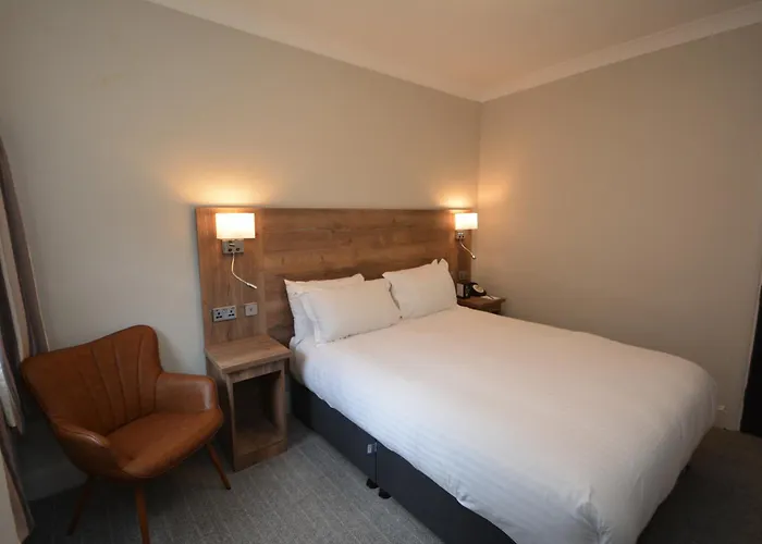 Best Cheap Rugby Hotels