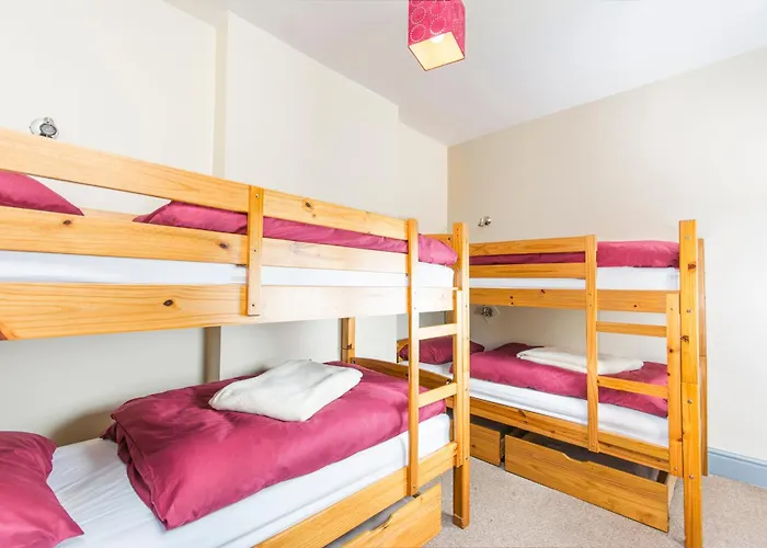 Top Budget Accommodations in Llangollen, Wales