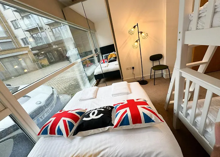 Premier Bed and Breakfasts in Croydon