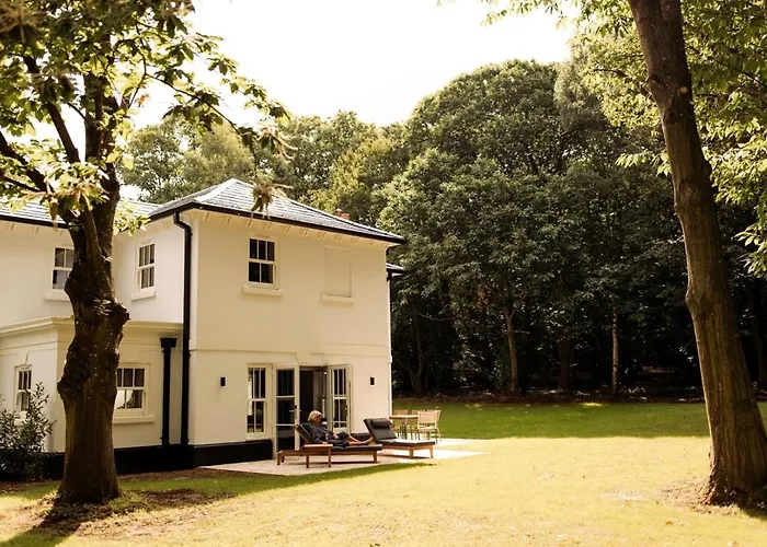 Top Accommodations near Ipswich Regent: Explore the Best Hotels in Ipswich