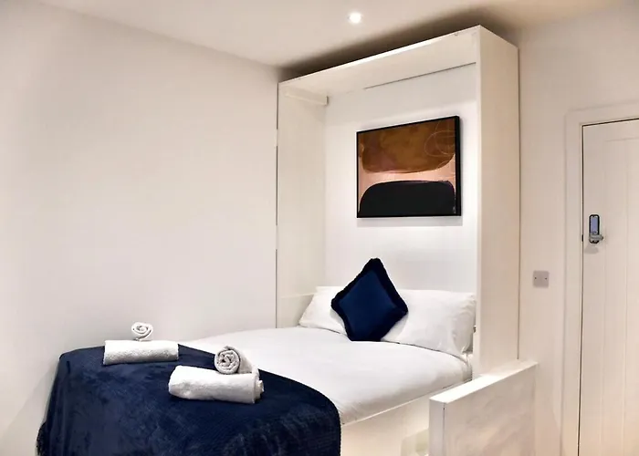 Top Bournemouth 5-Star Hotels