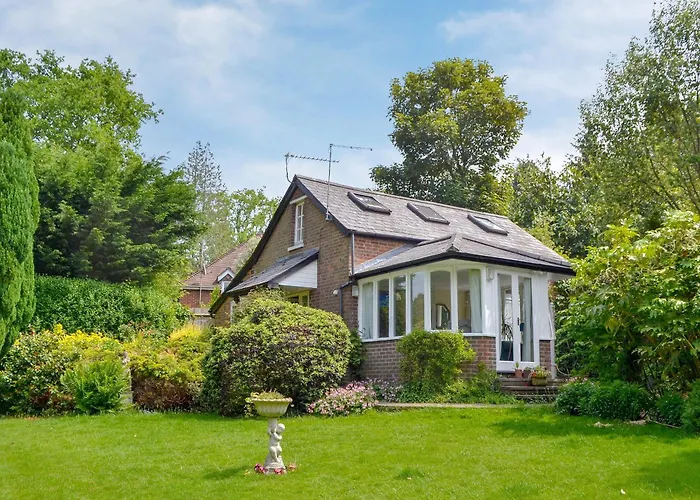 Top-Rated Winchester Hotels for Memorable Stays