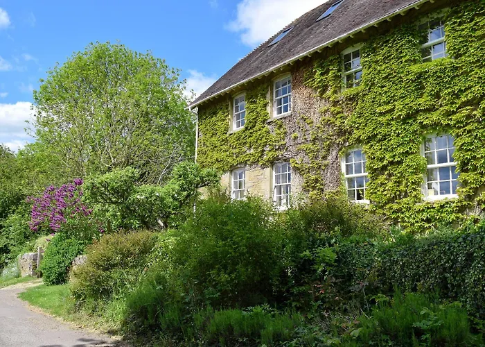 Top Hotels Near Enstone for Peaceful Getaways