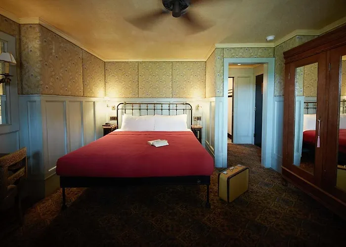 Top-Rated Cheep Hotels in New York