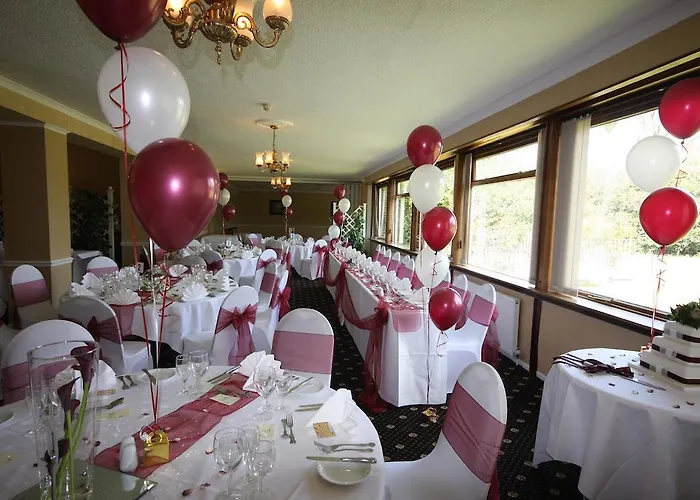 Top Hotels Near Exeter City Center